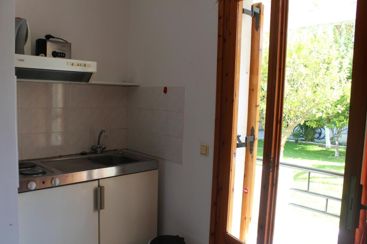 Sapfo Studios & Apartments Νυδρί Εξωτερικό φωτογραφία